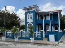 Villa Amalie & Villa Curiel，位于威廉斯塔德的酒店