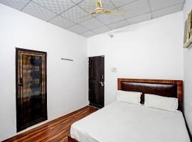 Hotel O Grand Hotel，位于密拉特的酒店