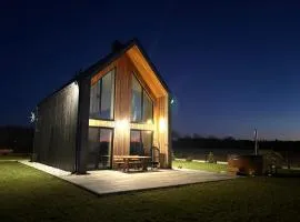 Dom nad jeziorem sauna balia z jacuzzi