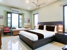 Hotel O Himmat House，位于贾朗达尔的酒店