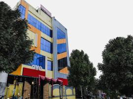 Hotel O Sindhura Guest House，位于Rasapūdipalem的酒店