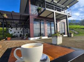 Loft con hermosas vistas y Volcán Turrialba，位于图里亚尔瓦的酒店