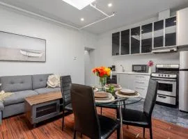 Spacious 1BDR Mezzanine on Bishop Central MTL
