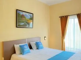 Adiputra Guesthouse Tata Bumi by HomiQ