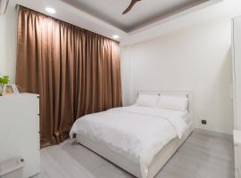 Sunrise Stay 201 Comfy Modern Room in Hulhumale by the Beach，位于胡鲁马累的公寓