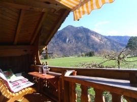 Ferienwohnung Buchner | Chiemgau Karte，位于格拉绍的酒店