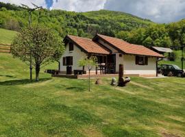 Vikendica Kločanica，位于Strmosten的酒店