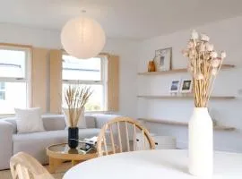 Kelp Lodge