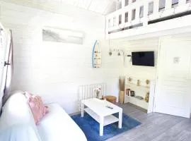 Chalet cosy, plages à pieds. Morbihan.
