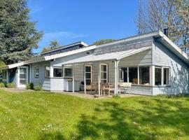 3 Bedroom Cozy Home In Guldborg，位于Guldborg的酒店