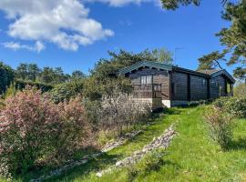 5 Bedroom Beautiful Home In Onsala，位于Onsala的酒店