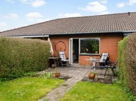 Cozy Home In Årslev With Wifi