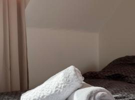 Ferienwohnung Zum Böhmischen Bürgergarten，位于拉德博伊尔的酒店