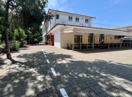 Hostel Bistrița，位于南埃福列的酒店