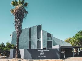7 Eland Boutique Guest House，位于莱迪史密斯的酒店