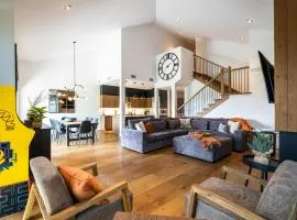 Horizon 305 Luxurious & Modern Ski-in Ski-out Village View