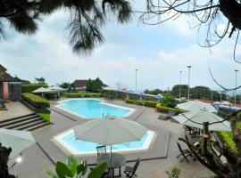 Hotel Amanda Hills Bandungan，位于班顿甘的酒店