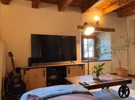 Le Médiéval dernier étage dans le centre historique