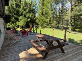 Appartement dans Chalet avec Jardin，位于巴斯洛内特的酒店