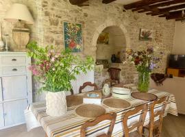 Les ambiances du Coly, La chambre Vézère，位于Condat-sur-Vézère的酒店