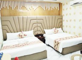 Hotel Luxury Inn