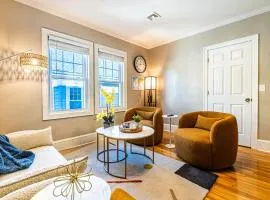 Renovated 4BR3BA Escape - Near Public Transportation