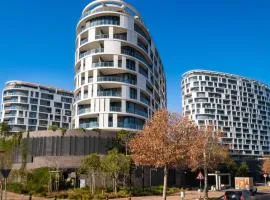 2411 Ellipse Waterfall