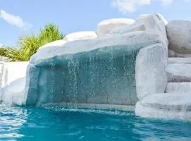 Private Houston Oasis Waterfall Pool Jacuzzi