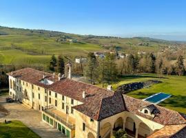 Il Casale Denari - Tenuta duca Denari，位于Santa Maria della Versa的酒店