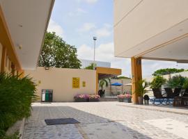 Hotel y Cabañas Covemar，位于科韦尼亚斯的酒店