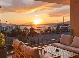 Sea View Garden Suites，位于比雷埃夫斯的酒店