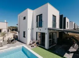 Villa RD Mandre - Private Paradise with Pool & beautiful Garden - minimum 4-night stay