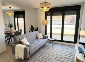 Apartamenticos Living San Pablo，位于萨拉戈萨的酒店