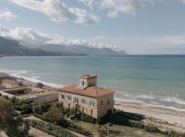 Tonnara Foderà di Magazzinazzi，位于阿尔卡莫的酒店