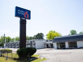 Studio 6 Suites Memphis, TN East Memphis，位于孟菲斯的酒店
