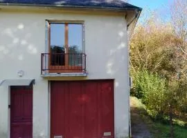 Maisonette next to woodland