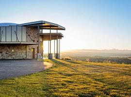 Dual Cabin- Yellowstone Family Retreat- Sled Hill，位于阿什顿的酒店