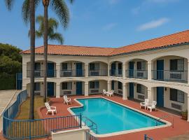LYFE INN & SUITES by AGA - LAX Airport，位于英格尔伍德的酒店