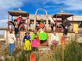 Uros Khantati - Lago Titicaca