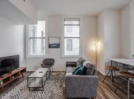 CozySuites Sky Central #16