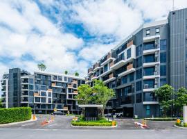 Skypark Aurora by Banyan Living，位于普吉镇的酒店