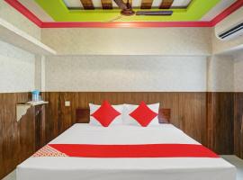 OYO Flagship 80570 M g r Park Inn，位于蓬蒂切里的酒店