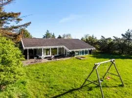 3 Bedroom Beautiful Home In Hjørring
