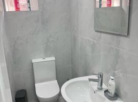 Rest Nest UK House，位于曼彻斯特的酒店