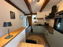 Ferienhaus "SCHMALE STUBE"，位于韦尼格罗德的酒店