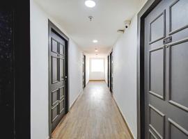 Super Townhouse The Royal Retreat，位于内塔吉·苏巴斯·钱德拉·鲍斯国际机场 - CCU附近的酒店