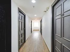 Super Townhouse The Royal Retreat
