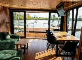 House Boat s výhledem na Wake Port