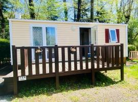 Mobil-home 159 camping Les Clarines，位于拉布尔布勒的酒店