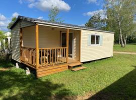Camping du Fouilloux，位于La Mothe-Saint-Héray的酒店